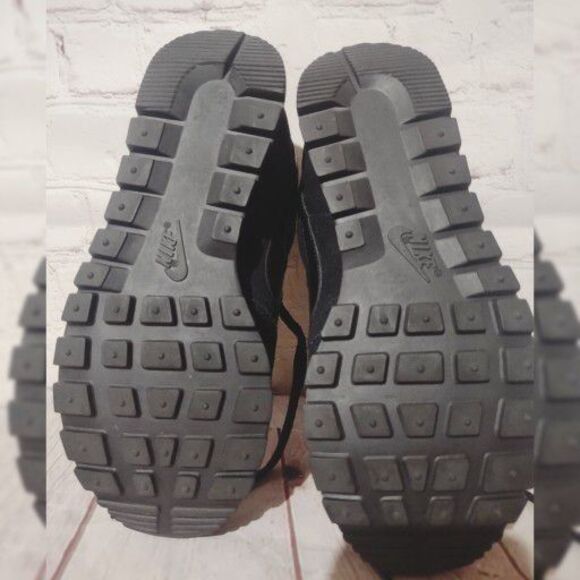 Nike Limited Edition CDG Air Pegasus 83 Gold Size 4 - Picture 9 of 10